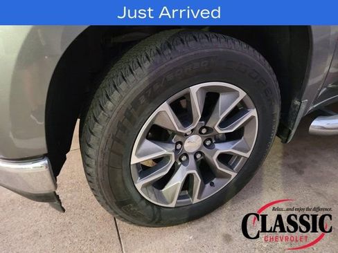 Used 2019 Chevrolet Silverado 1500 LT w/ Texas Edition image 17