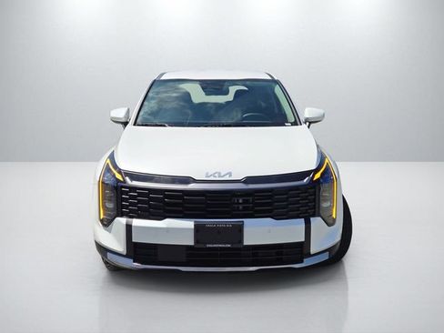 New 2026 Kia Sportage LX FWD image 2