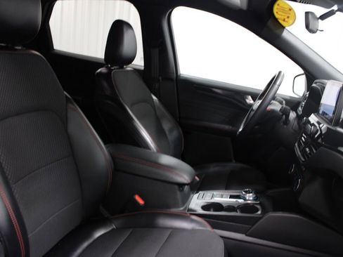 Used 2024 Ford Escape ST-Line image 32