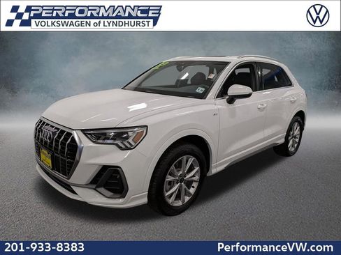 Used 2024 Audi Q3 2.0T Premium AWD/4WD image 1