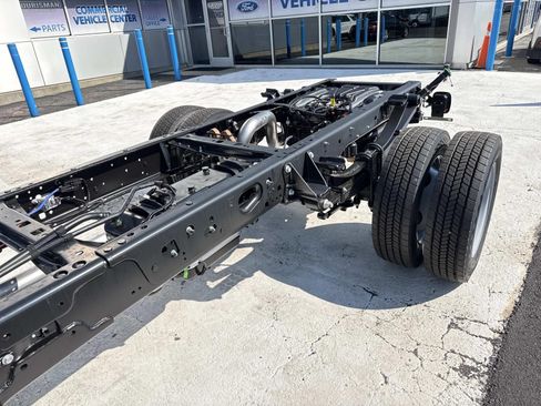 New 2026 Ford F550 4x4 Crew Cab Super Duty image 12