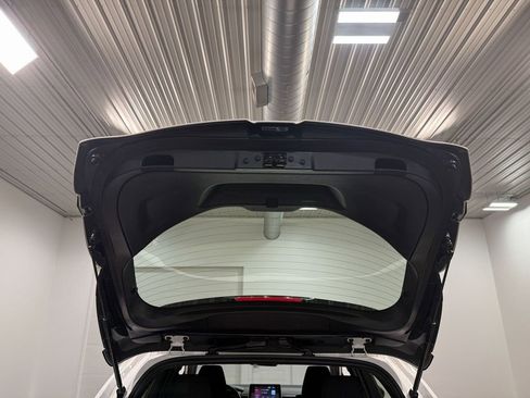 Used 2021 Toyota Corolla SE image 74