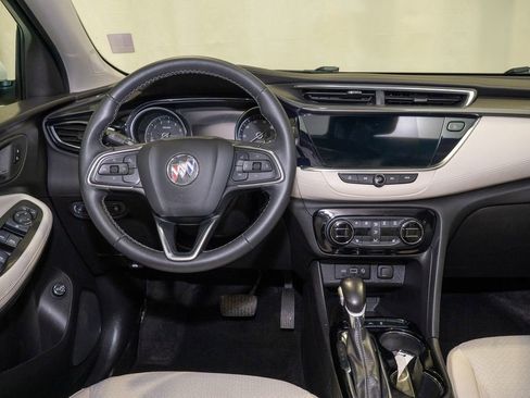 Used 2022 Buick Encore GX Select image 2