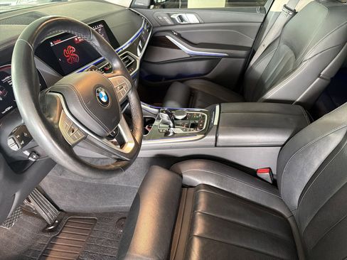 Used 2021 BMW X7 xDrive40i w/ Premium Package AWD/4WD image 4