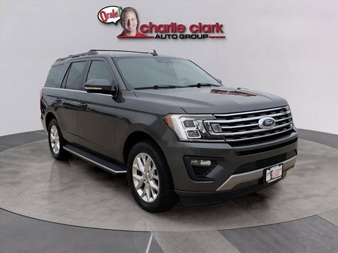 Used 2021 Ford Expedition XLT image 7