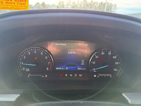 Used 2020 Ford Explorer XLT w/ Equipment Group 202A image 14