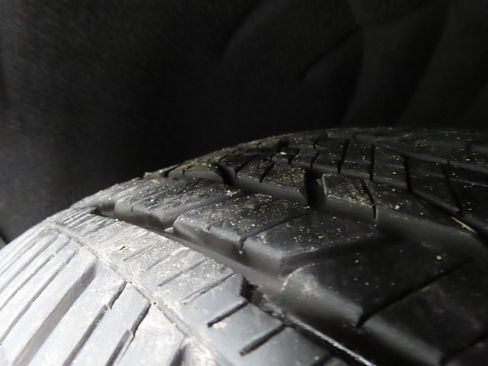 Used 2025 GMC Acadia Denali w/ Super Cruise Package image 7