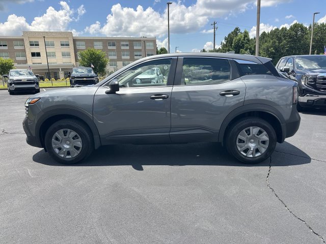 Used 2025 Nissan Kicks S w/ Charging Package FWD image 5