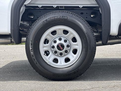 New 2026 GMC Sierra 2500 Pro w/ 1SA Pro Safety Plus Package AWD/4WD image 28