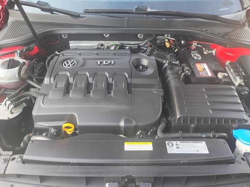 Used 2015 Volkswagen Golf TDI S FWD image 18
