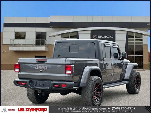 Used 2020 Jeep Gladiator Rubicon AWD/4WD image 6