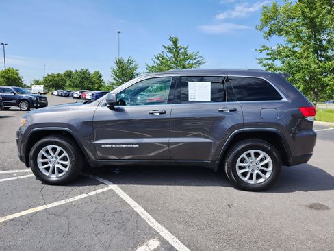 Used 2016 Jeep Grand Cherokee Laredo w/ Quick Order Package 23E AWD/4WD image 13