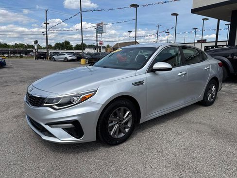 Used 2020 Kia Optima LX FWD image 2