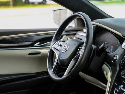 Used 2015 Cadillac XTS Platinum AWD/4WD image 13