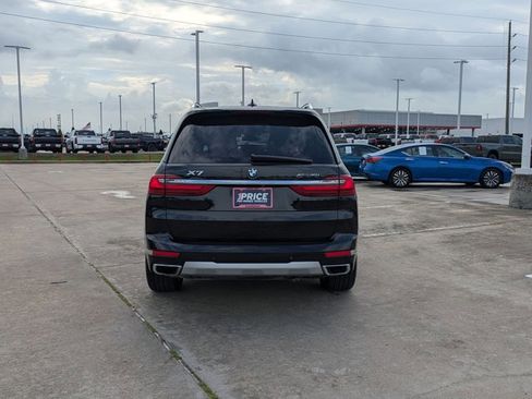 Used 2021 BMW X7 xDrive40i w/ Parking Assistance Package image 6