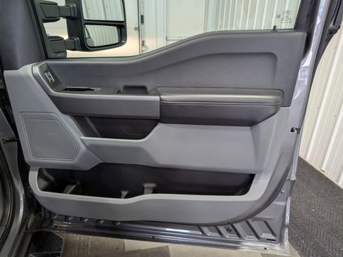 Used 2025 Ford F250 XLT image 27