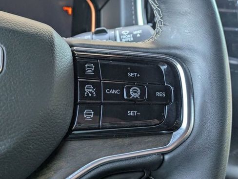 Used 2023 Jeep Grand Wagoneer 4WD w/ Convenience Group III image 33