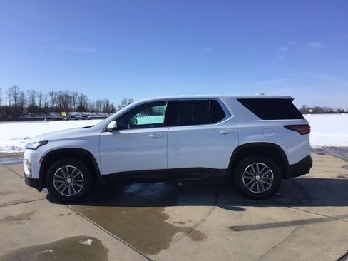 Used 2023 Chevrolet Traverse LS w/ Safety Package image 6