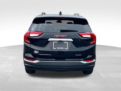 Certified 2024 GMC Terrain SLT AWD/4WD image 4