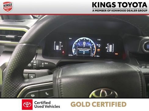 Used 2025 Toyota 4Runner SR5 AWD/4WD image 18