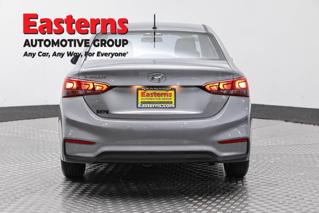 Used 2021 Hyundai Accent SE FWD image 8