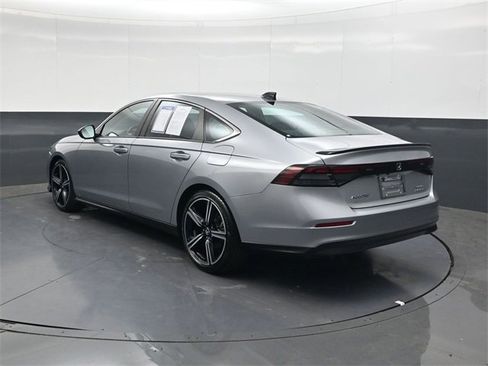 Used 2023 Honda Accord Sport image 6