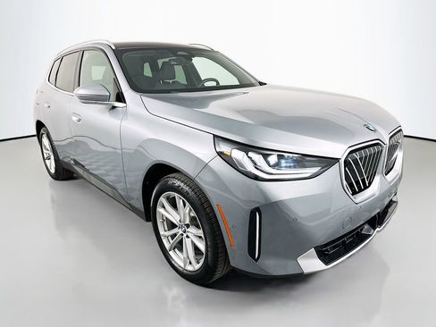 Used 2025 BMW X3 xDrive30i w/ Convenience Package AWD/4WD image 3