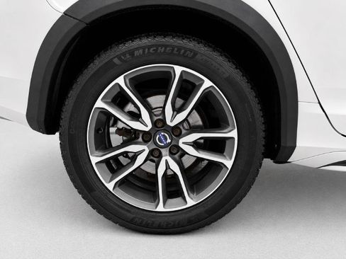 Used 2016 Volvo V60 T5 Cross Country AWD/4WD image 30