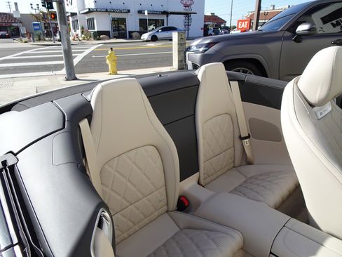 Used 2022 Mercedes-Benz SL 55 AMG 4MATIC image 15