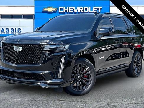 Used 2024 Cadillac Escalade V w/ LPO, ONYX Package AWD/4WD image 2