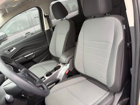 Used 2016 Ford Escape SE image 8