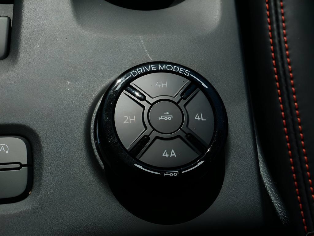 Used 2025 Ford Ranger Raptor AWD/4WD image 24