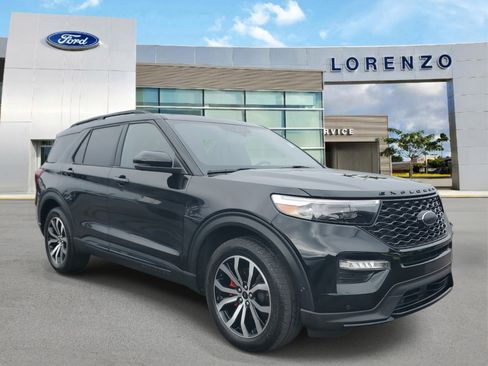 Used 2020 Ford Explorer ST image 3