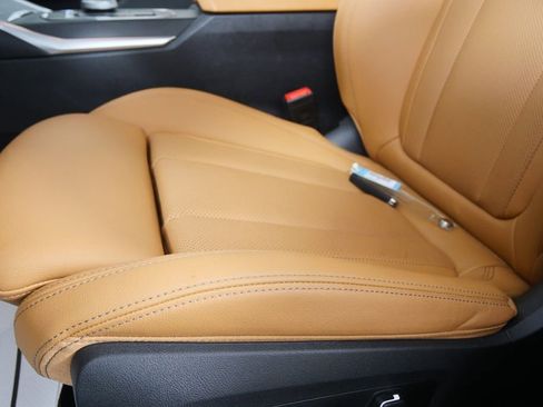 Certified 2025 BMW 330i xDrive Sedan image 9