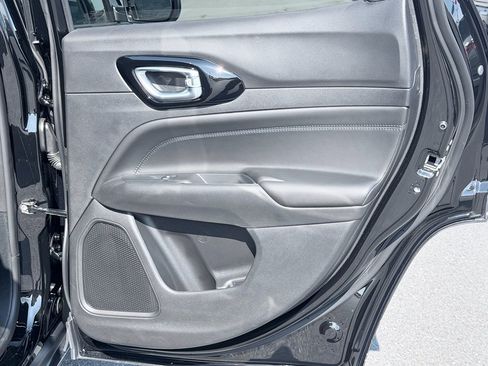 New 2026 Jeep Compass Latitude image 29