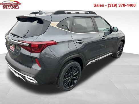 Used 2023 Kia Seltos Nightfall Edition image 5