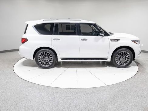 Used 2024 INFINITI QX80 Premium Select w/ Cargo Package image 36