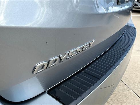 Used 2023 Honda Odyssey EX-L image 29