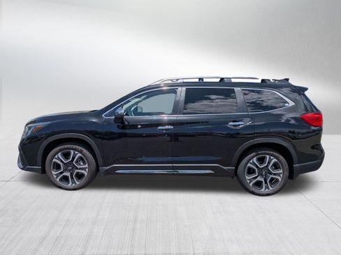Used 2023 Subaru Ascent Touring AWD/4WD image 3
