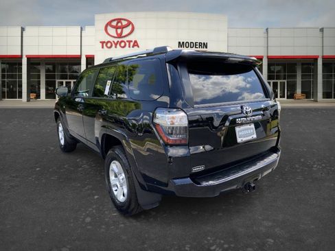 Certified 2024 Toyota 4Runner SR5 Premium w/ Moonroof Package RWD image 7