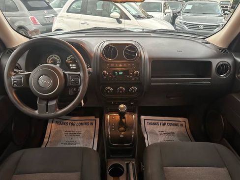 Used 2016 Jeep Patriot Sport AWD/4WD image 20