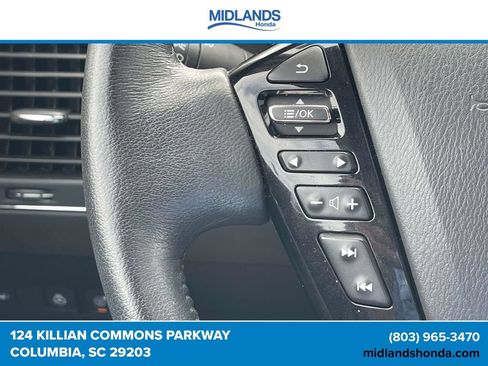 Used 2024 Nissan Armada SL w/ Captain's Chairs Package RWD image 23