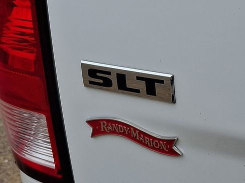 Used 2022 RAM 1500 Classic SLT w/ Electronics Convenience Group image 32