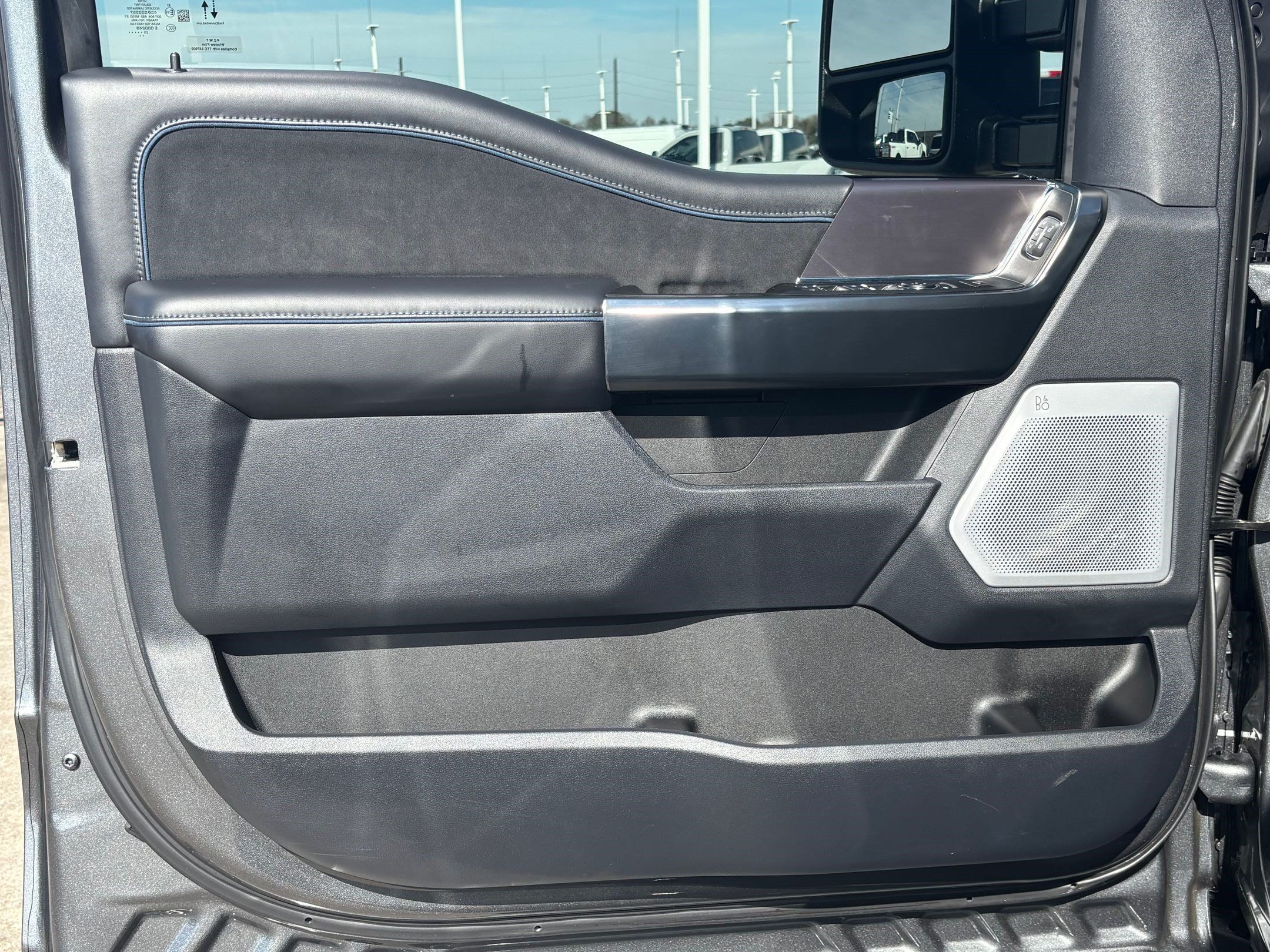 Used 2026 Ford F350 Platinum AWD/4WD image 15