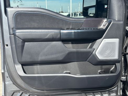 Used 2026 Ford F350 Platinum AWD/4WD image 15