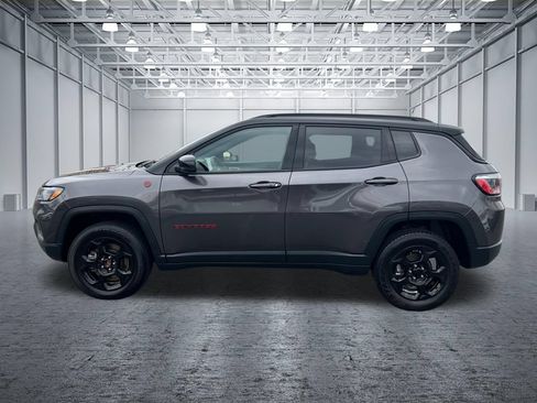 Used 2023 Jeep Compass Trailhawk AWD/4WD image 4