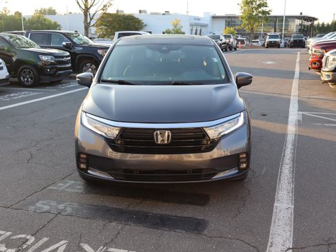 Used 2021 Honda Odyssey EX-L image 3