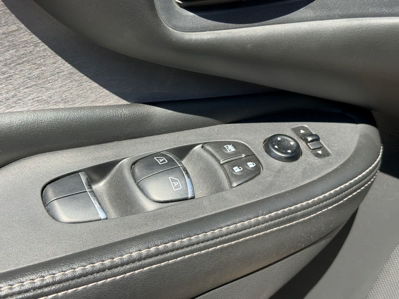 Certified 2020 Nissan Murano SL w/ Moonroof Package FWD image 17