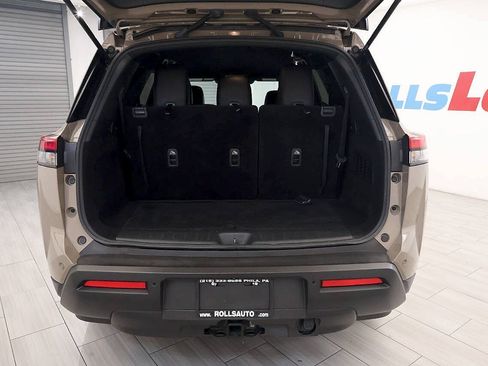 Used 2023 Nissan Pathfinder Rock Creek AWD/4WD image 32