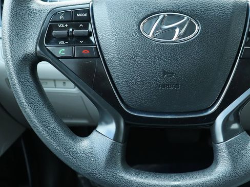 Used 2016 Hyundai Sonata SE image 51